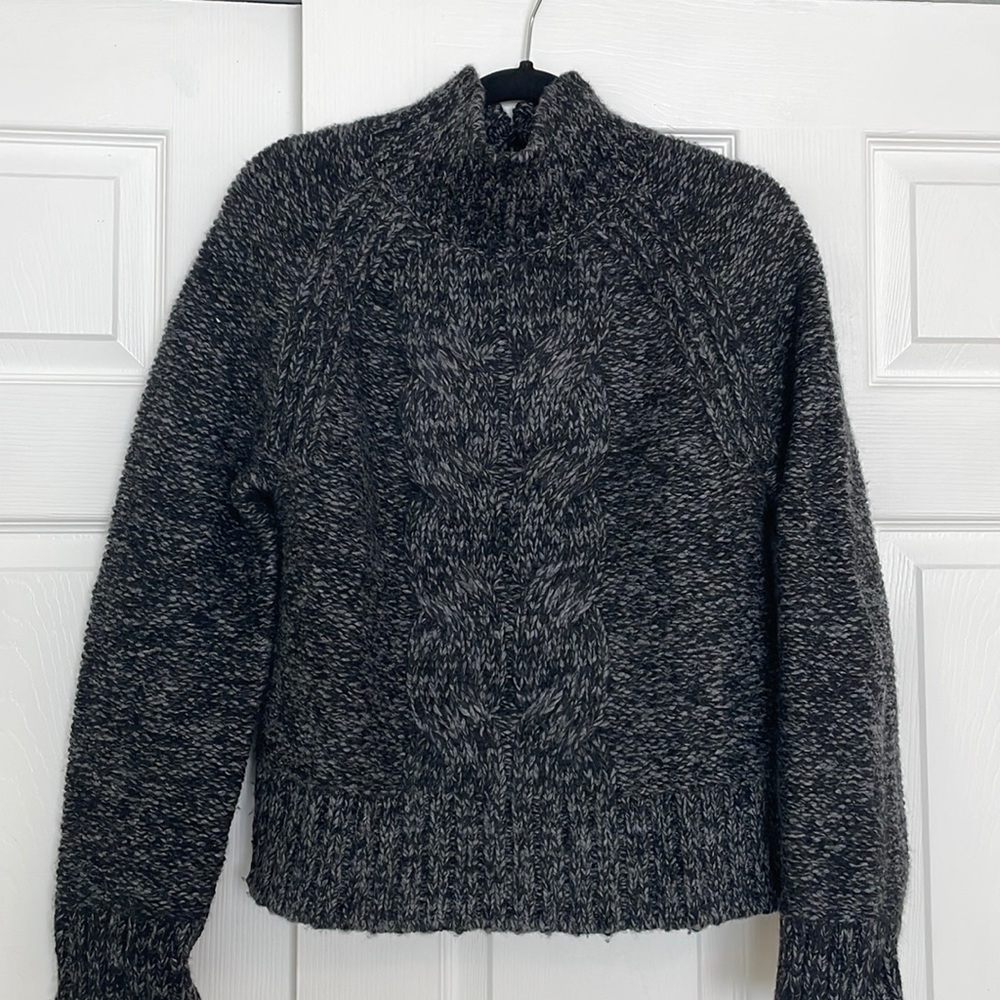 Banana Republic Cable Knit Chunky Sweater